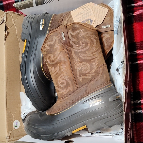 Work boots - Picture 1 of 6